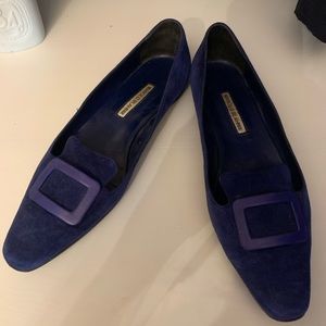 Manolo Blahnik rich blue flats with iconic buckle detailing. Size 40.5.